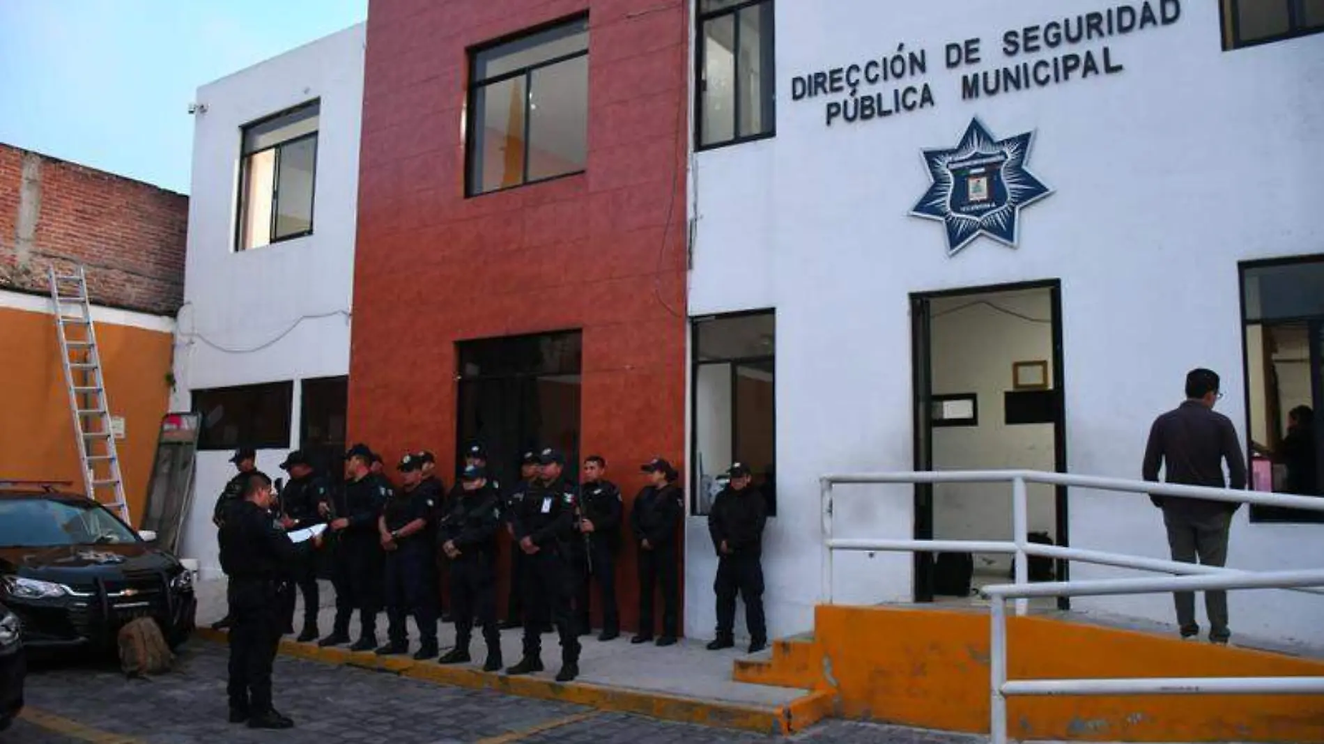 Proyectan incrementar la plantilla policial